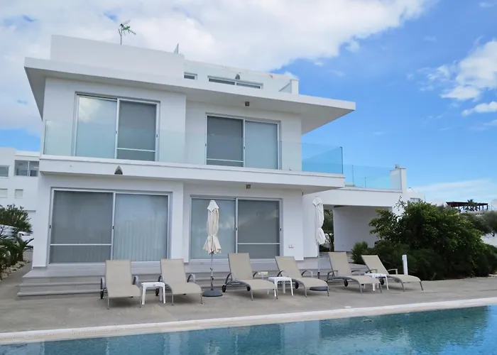 Royal Sugar * 아이아 나파